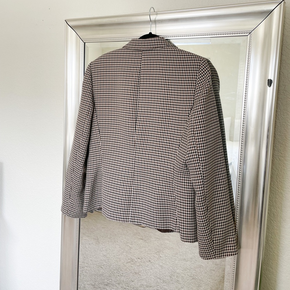 Tahari ASL Blazer - Picture 9 of 10